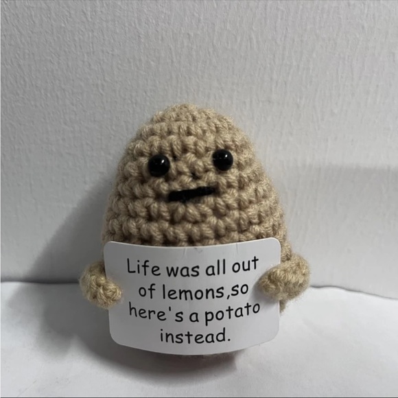 Potato crochet toy cute mini figure inspirational life quote positivity décor - Picture 7 of 10